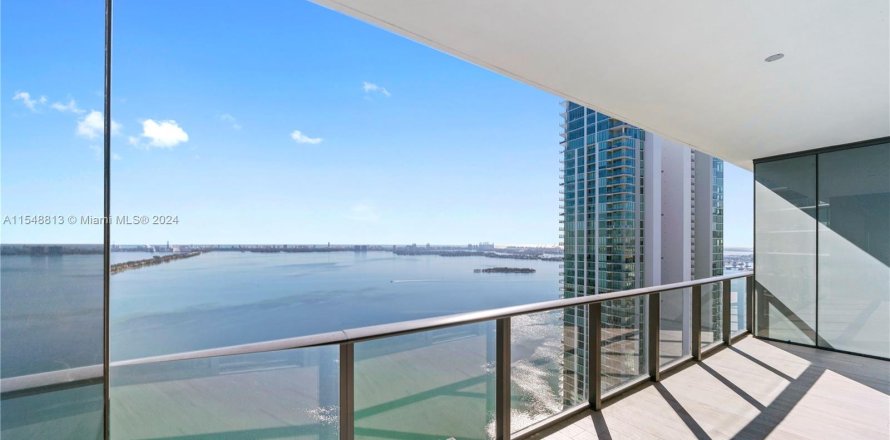 Condo in Miami, Florida, 1 bedroom  № 1060581