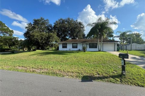 House in PORT ST. JOHN in Cocoa, Florida 3 bedrooms, 103.59 sq.m. № 1389121 - photo 2