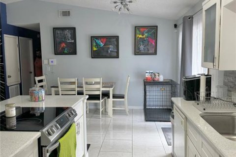 Casa en venta en Cocoa, Florida, 3 dormitorios, 103.59 m2 № 1389121 - foto 11