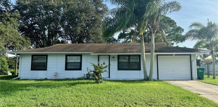 House in PORT ST. JOHN in Cocoa, Florida 3 bedrooms, 103.59 sq.m. № 1389121