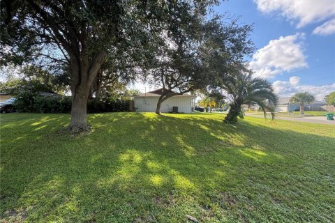 Villa ou maison à vendre à Cocoa, Floride: 3 chambres, 103.59 m2 № 1389121 - photo 3