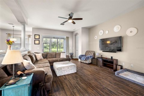 Casa en venta en Wesley Chapel, Florida, 4 dormitorios, 279.17 m2 № 1389122 - foto 9