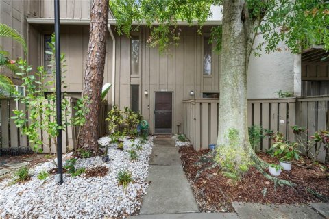 Condo in Orlando, Florida, 2 bedrooms  № 1274976 - photo 1