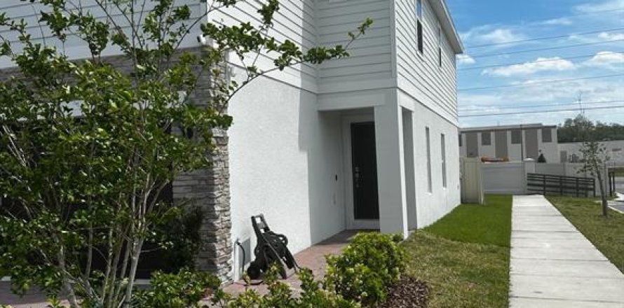 Townhouse in CYPRESS HAMMOCK in Kissimmee, Florida 4 bedrooms, 178.19 sq.m. № 1283730