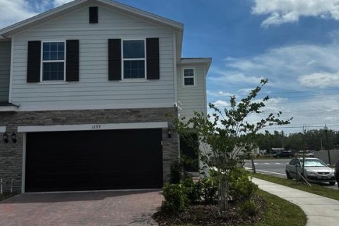 Adosado en venta en Kissimmee, Florida, 4 dormitorios, 178.19 m2 № 1283730 - foto 2