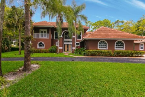 House in Wellington, Florida 5 bedrooms, 294.87 sq.m. № 1050225 - photo 24