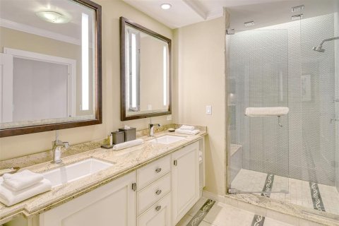 Condo in Sarasota, Florida, 3 bedrooms  № 1273318 - photo 27