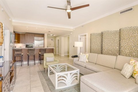 Condo in Sarasota, Florida, 3 bedrooms  № 1273318 - photo 9