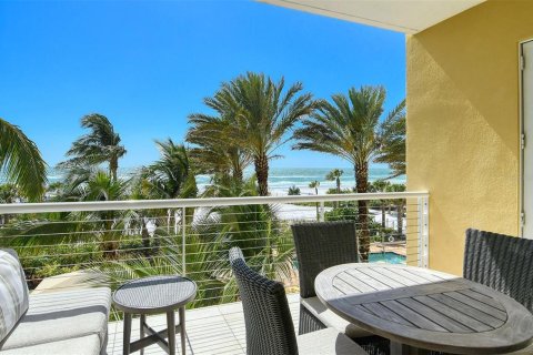 Condo in Sarasota, Florida, 3 bedrooms  № 1273318 - photo 4