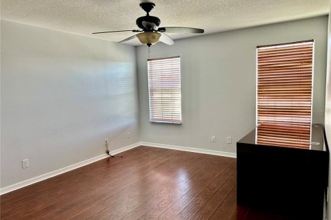 Casa en venta en Orlando, Florida, 4 dormitorios, 221.39 m2 № 1391092 - foto 21