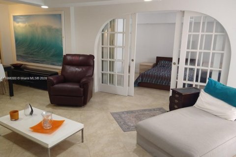Condominio en venta en Miami Beach, Florida, 3 dormitorios, 143.07 m2 № 1045227 - foto 14