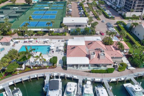 Copropriété à vendre à Boca Raton, Floride: 2 chambres, 94.76 m2 № 1175388 - photo 12