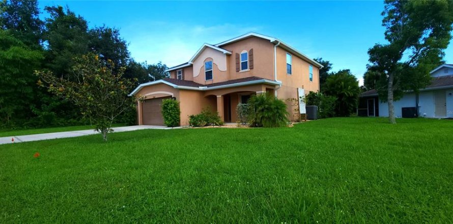 Villa ou maison à Punta Gorda, Floride 3 chambres, 221.39 m2 № 1277406