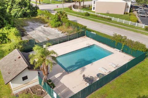 Touwnhouse à vendre à Kissimmee, Floride: 2 chambres, 128.21 m2 № 1277436 - photo 2