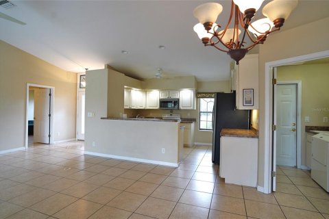 Casa en venta en Port Charlotte, Florida, 3 dormitorios, 142.51 m2 № 1402387 - foto 14