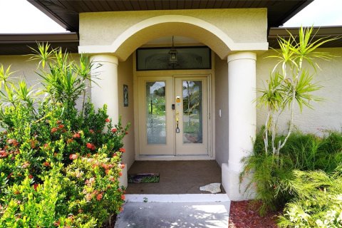 Casa en venta en Port Charlotte, Florida, 3 dormitorios, 142.51 m2 № 1402387 - foto 10