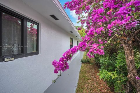 Casa en venta en Hollywood, Florida, 3 dormitorios, 140.47 m2 № 1216536 - foto 25