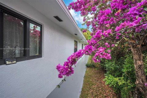 Casa en venta en Hollywood, Florida, 3 dormitorios, 140.47 m2 № 1216536 - foto 26
