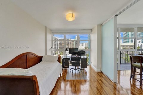 Copropriété à vendre à Hallandale Beach, Floride: 2 chambres, 132.85 m2 № 1073373 - photo 18