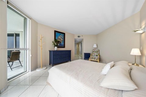 Copropriété à vendre à Sunny Isles Beach, Floride: 2 chambres, 135.64 m2 № 1232917 - photo 18