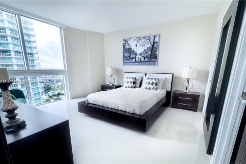 Condominio en venta en Sunny Isles Beach, Florida, 3 dormitorios, 138.33 m2 № 1232918 - foto 8