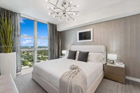 Copropriété à vendre à Hollywood, Floride: 2 chambres, 103.4 m2 № 1168339 - photo 14