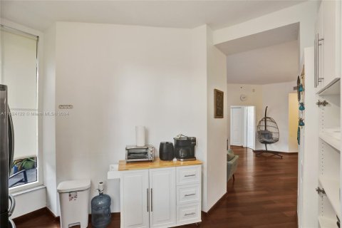 Condo in Aventura, Florida, 3 bedrooms  № 1270979 - photo 13