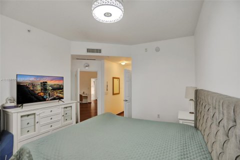 Condo in Aventura, Florida, 3 bedrooms  № 1270979 - photo 18