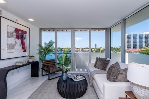 Condo in Aventura, Florida, 5 bedrooms  № 1325349 - photo 20