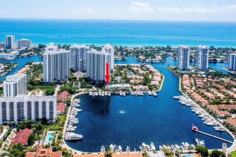 Condo in Aventura, Florida, 5 bedrooms  № 1325349 - photo 2