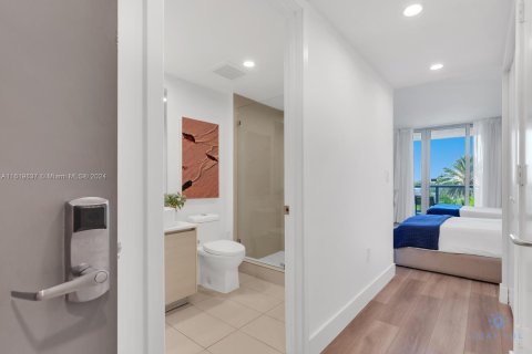 Copropriété à vendre à Hallandale Beach, Floride: 2 chambres, 95.5 m2 № 1240938 - photo 14