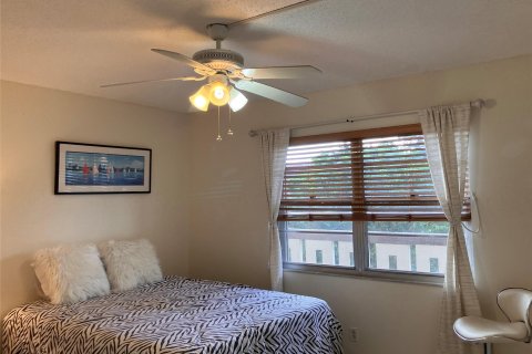 Condo in Coconut Creek, Florida, 2 bedrooms  № 1079482 - photo 21