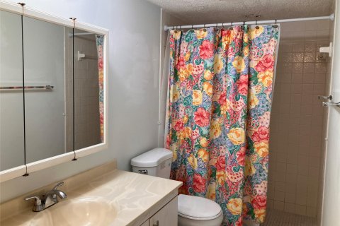 Condo in Coconut Creek, Florida, 2 bedrooms  № 1079482 - photo 20