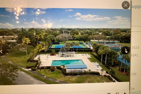 Copropriété à vendre à Coconut Creek, Floride: 2 chambres, 107.95 m2 № 1079482 - photo 4