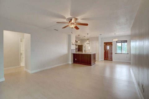 Condo in Fort Lauderdale, Florida, 2 bedrooms  № 1079481 - photo 21