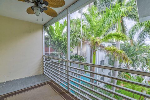 Condo in Fort Lauderdale, Florida, 2 bedrooms  № 1079481 - photo 12