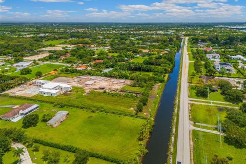 Casa en venta en Southwest Ranches, Florida, 6 dormitorios № 1294739 - foto 26