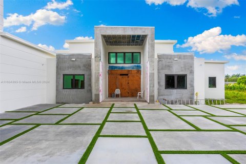 Villa ou maison à vendre à Southwest Ranches, Floride: 6 chambres № 1294739 - photo 7