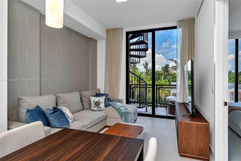 Condo in Miami Beach, Florida, 1 bedroom  № 1270739 - photo 24