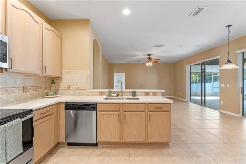 Casa en venta en Orlando, Florida, 4 dormitorios, 194.72 m2 № 1424521 - foto 6