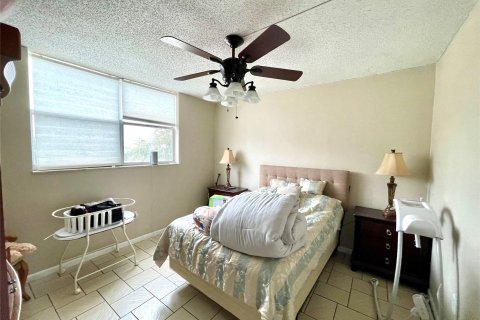 Купить кондоминиум в Норт-Лодердейл, Флорида 2 спальни, 92.9м2, № 1022273 - фото 9