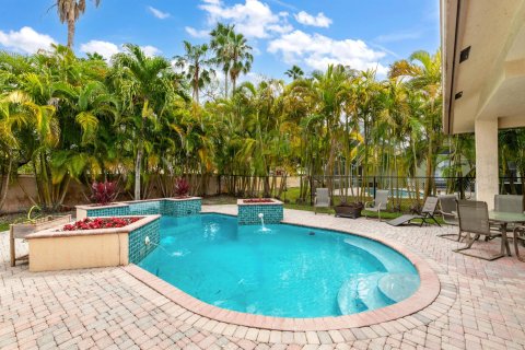 Villa ou maison à vendre à Coral Springs, Floride: 4 chambres, 245.45 m2 № 1051281 - photo 5