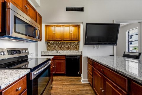 Condo in Tampa, Florida, 1 bedroom  № 1337674 - photo 9