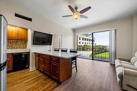 Condo in Tampa, Florida, 1 bedroom  № 1337674 - photo 10