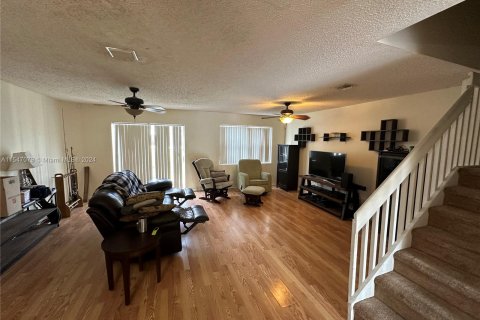 Adosado en venta en Sunrise, Florida, 3 dormitorios, 144.56 m2 № 1054368 - foto 6