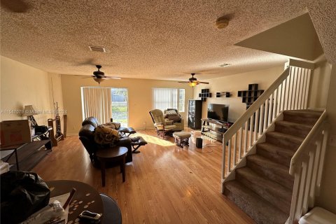 Touwnhouse à vendre à Sunrise, Floride: 3 chambres, 144.56 m2 № 1054368 - photo 5