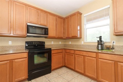 Townhouse in Casselberry, Florida 4 bedrooms, 211.63 sq.m. № 1300209 - photo 18