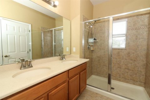 Townhouse in Casselberry, Florida 4 bedrooms, 211.63 sq.m. № 1300209 - photo 29