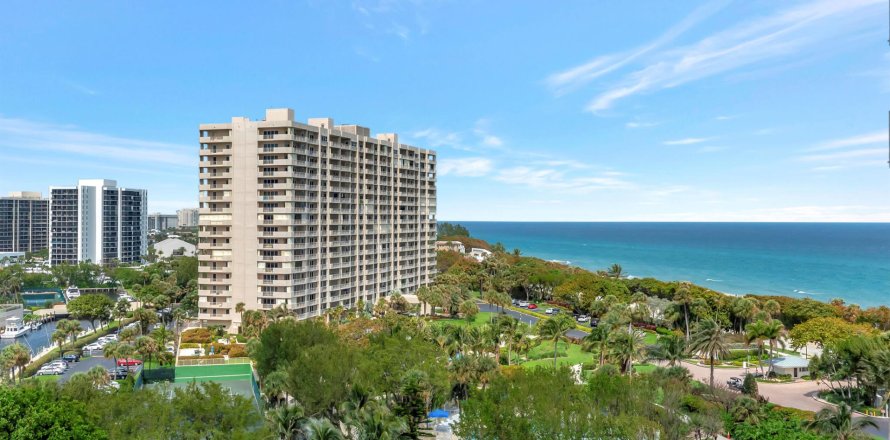 Condominio en Boca Raton, Florida, 2 dormitorios  № 1074602