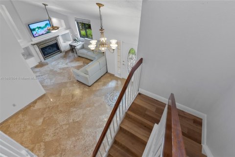 Casa en venta en Miami, Florida, 3 dormitorios, 140.84 m2 № 1358852 - foto 10